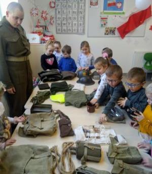 LISTOPAD W PRZEDSZKOLU NIEPUBLICZNYM,, STONOGA”