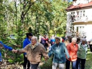 Seniorzy integrowali się podczas tańca 