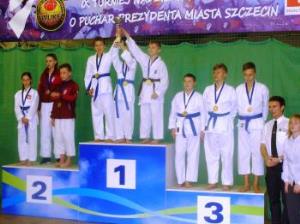 Kostrzyńscy karatecy na podium