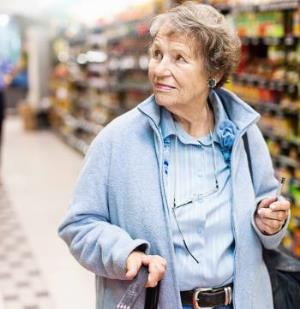 Specjalne godziny na zakupy dla seniorów w Tesco
